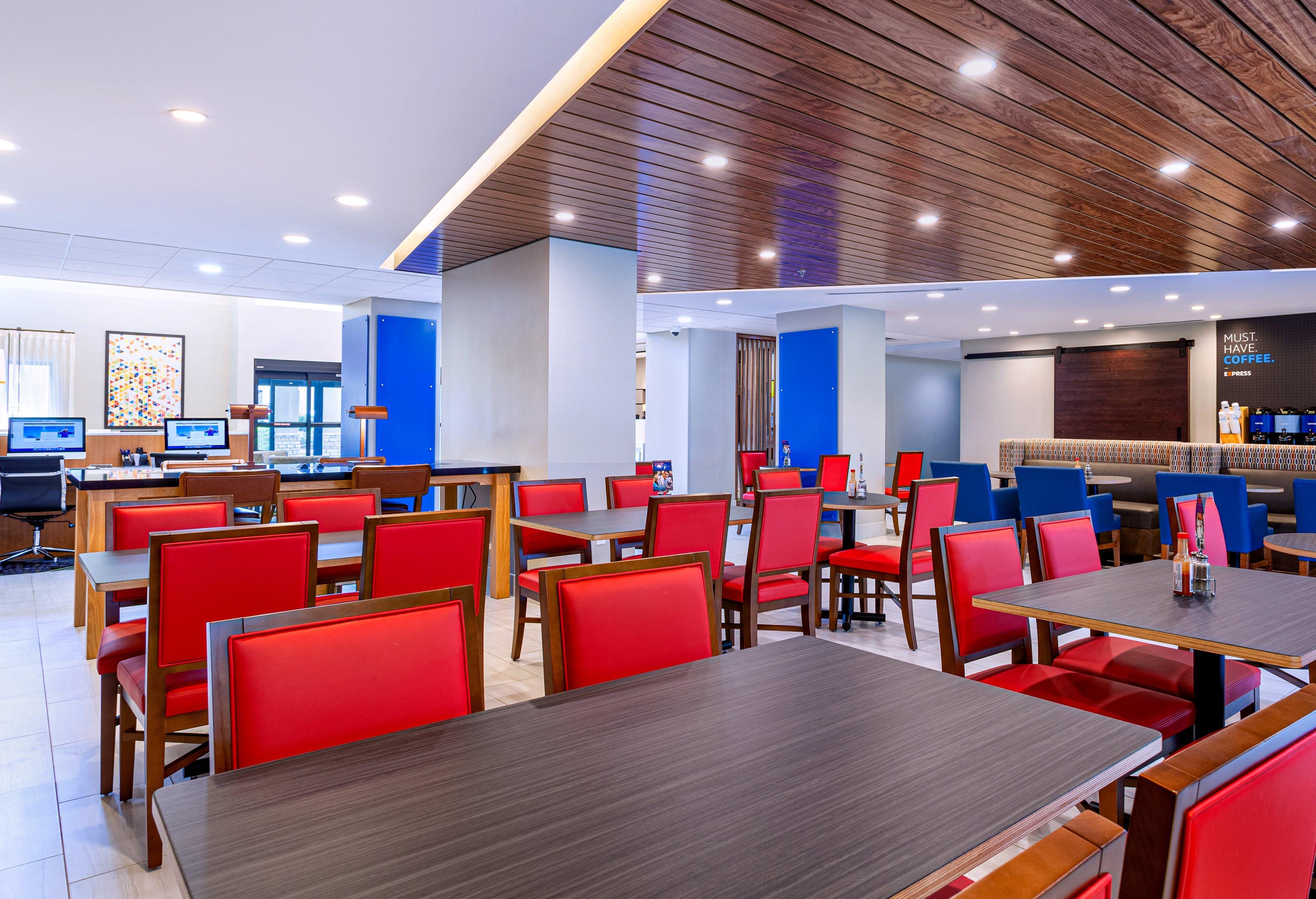 Holiday Inn Express Tampa-Brandon By Ihg Dış mekan fotoğraf