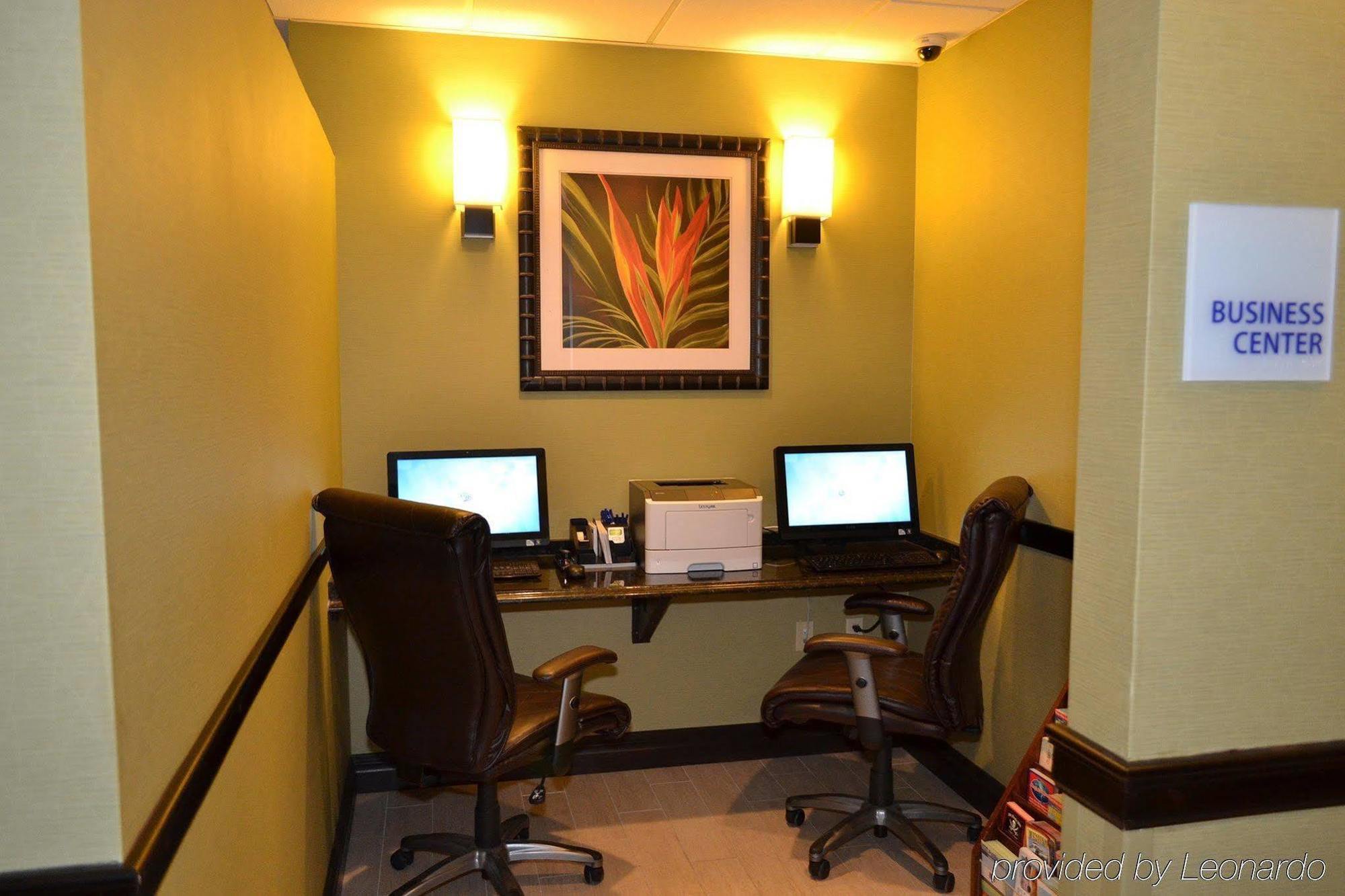 Holiday Inn Express Tampa-Brandon By Ihg Dış mekan fotoğraf